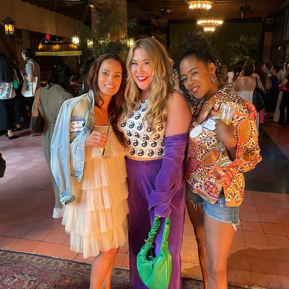 MEET YOUR BUYER/SELLER ;) - Picture 2 of 10